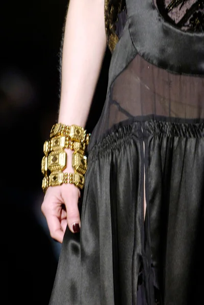 Look 14
